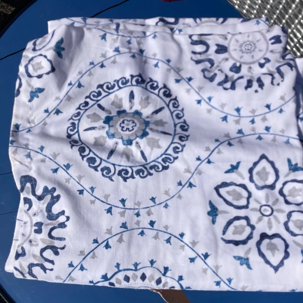 ♥️💙Blue Patterned Shower Curtain